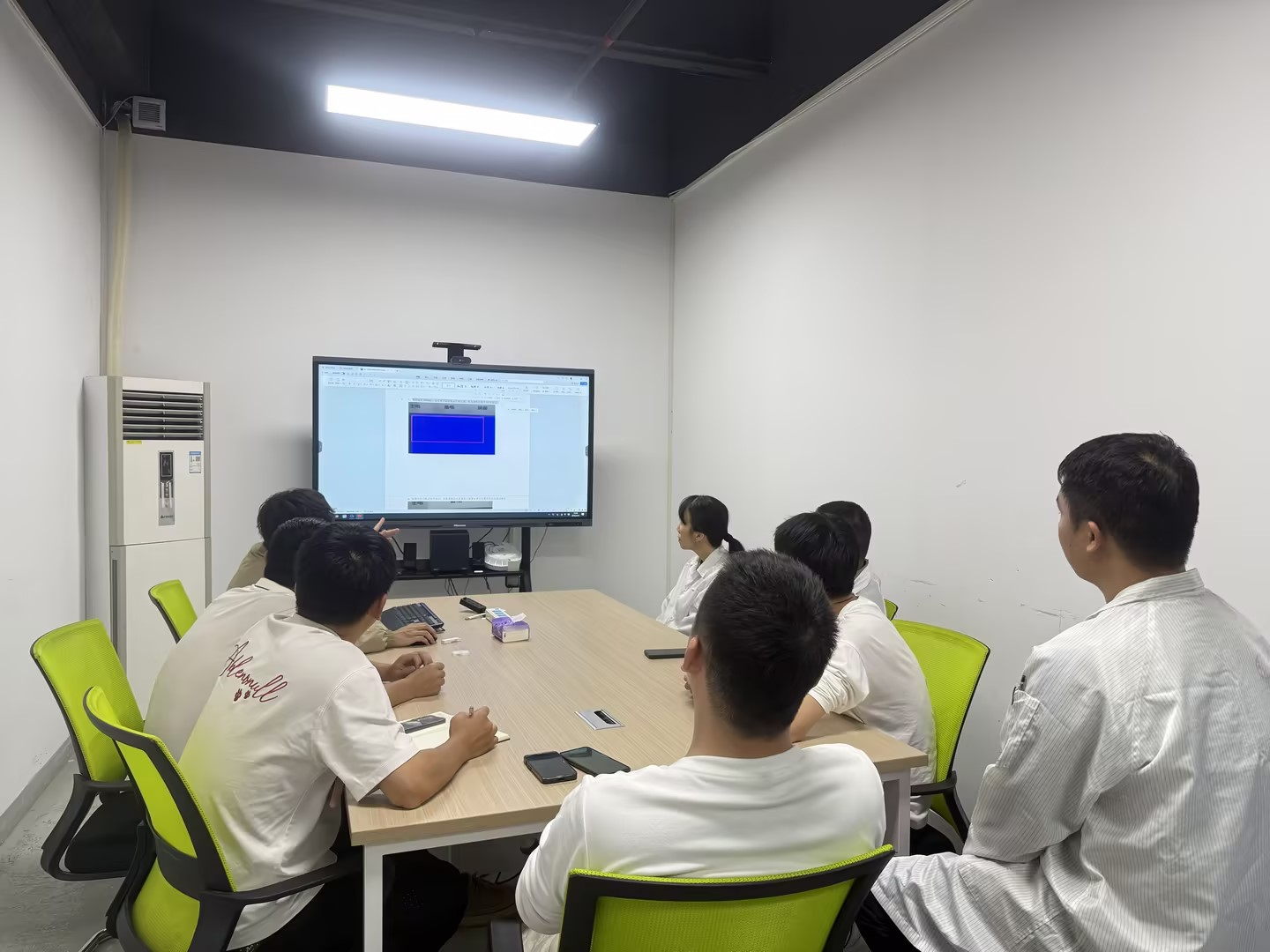 深入一線，匠心服務 --開展新產品專項講解與工具應用實操